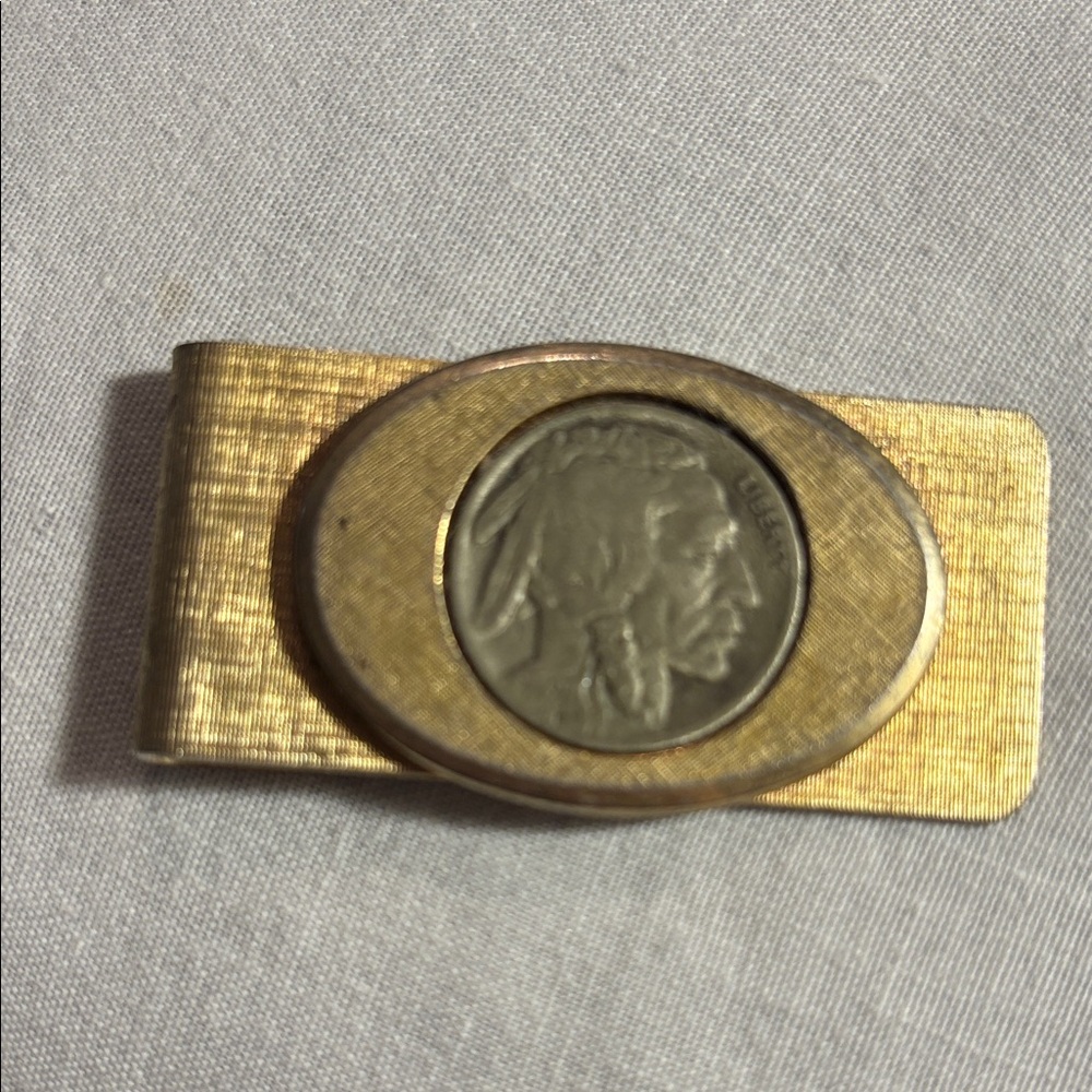 Gold Money Clip with Coin Accent, broken back, I think the date is 1928, old.
